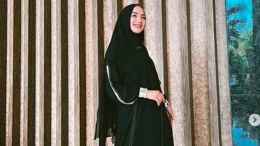 Artis Tolak Syuting karena Disuruh Lepas Hijab. (Foto: Instagram)