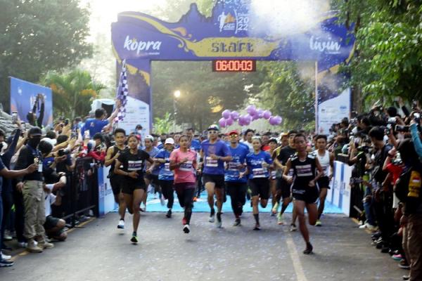 Mandiri Jogja Marathon 2022 Atlet nasional, Atjong Tio Purwanto menjuarai Mandiri Jogja Marathon 2022. Dia sukses mencatatkan diri sebagai yang tercepat dalam ajang tersebut. (Foto: Rilis Pers)