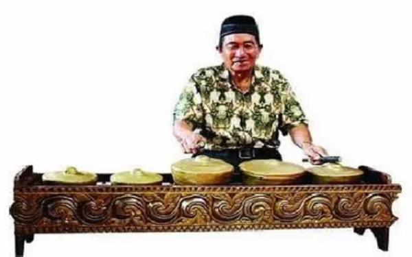 Alat musik 2 Alat musik tradisional Sumatera Selatan, Kenong Basemah. (FotoL haloedukasi)