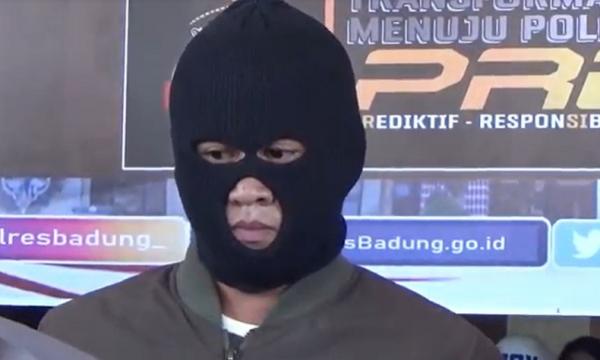 Pelaku Penembakan Firdaus Abby (24) pelaku penembakan di Jalan Raya Ayuan, Abiansemal. (Foto: iNews/Bagus Alit)