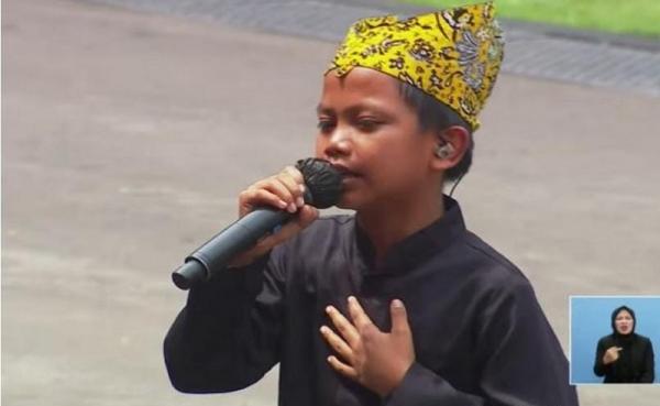 Artis yang sering di putar di YouTube, Farel Prayoga Artis yang sering di putar di YouTube, Farel Prayoga