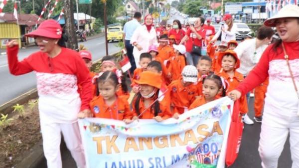 Karnaval Pawai Karnaval. (Foto: Antara/HO-Humas Lanud Sam Ratulangi)