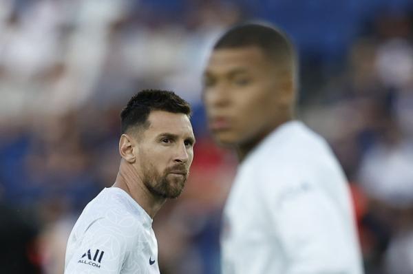 Lionel Messi Kylian Mbappe Lionel Messi dan Kylian Mbappe, keduanya diharapkan padu di lini serang PSG. (Foto: REUTERS)