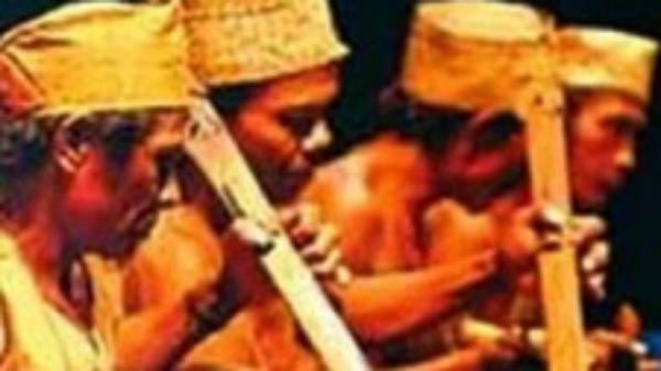 Tutuba Alat musik tradisional Sulawesi Utara Tutuba. (Foto: budaya-indonesia.org)