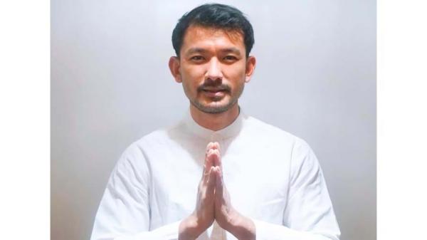 Artis Ganteng Tionghoa Beragama Islam