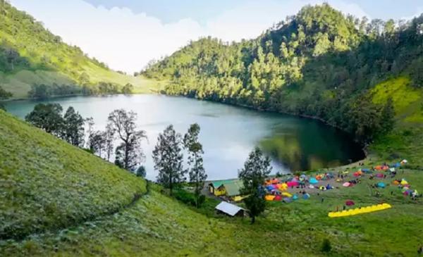 camping ranu kumbolo Ranu Kumbolo (istimewa).