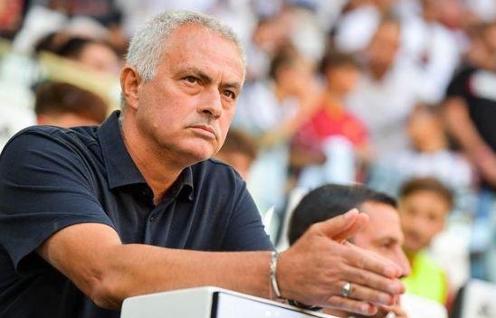 Pelatih AS Roma, Jose Mourinho. (Foto: Instagram/@josemourinho)
