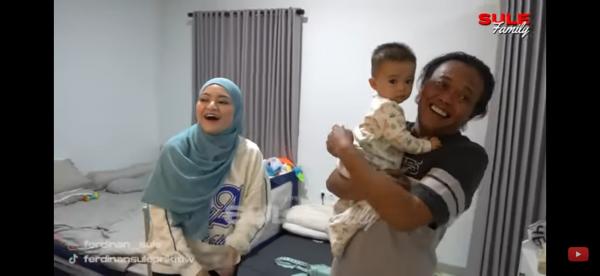 Screenshot 20220906 071624 YouTube Momen pertemuan Sule dan Adzam. (Foto: YouTube)