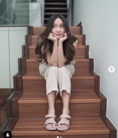 Artis Beragama Buddha yang Sering Disangka Muslim. (foto: Instagram)