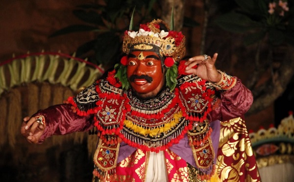 Tari Kecak Berasal dari Bali Drama tari calonarang.