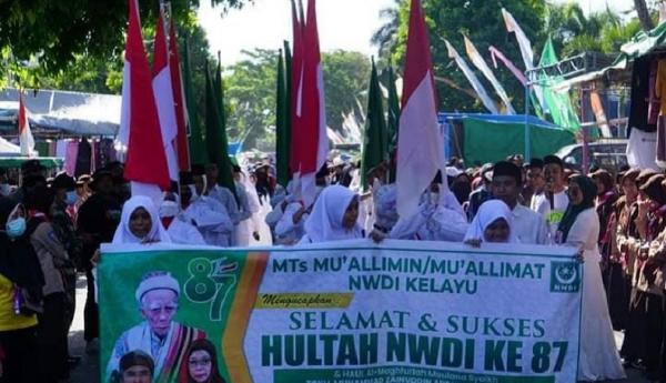 nwdi Pawai alegoris NWDI di Lombok pada hari ini. (Foto NWDI).