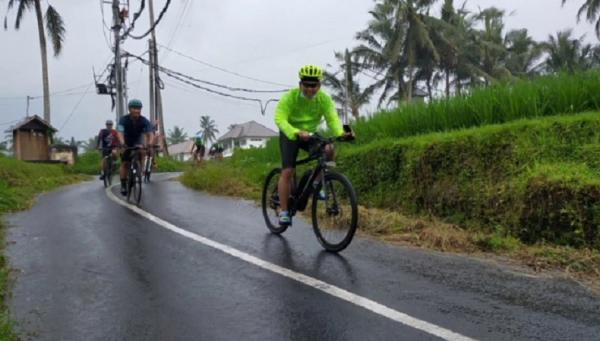 Rute Bersepeda Di Bali Rute Bersepeda di Bali view pedesaan salah satunya di Desa Wisata Ubud, Gianyar. (Foto: Polres Gianyar)