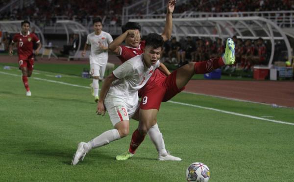 Timnas Indonesia U-19 kalahkan Vietnam 3-2 pada matchday terakhir Grup F Kualifikasi Piala Asia U-20, Minggu (18/9/2022) malam WIB. (Antara Foto/Moch Asim)