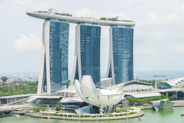 Tips wisata Singapura, kunjungi wisata ikonik Tips wisata Singapura, kunjungi tempat wisata ikonik gratis. (Foto: Freepik)