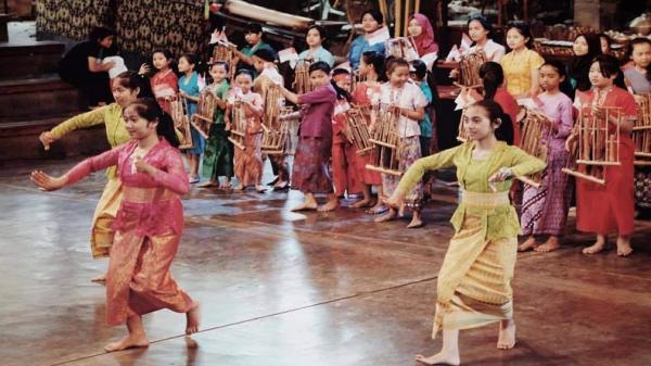 SAUNG ANGKLUNG UDJO Saung Angklung Udjo, Jalan Padasuka, Kecamatan Cibeunying Kidul, Kota Bandung. (FOTO: ISTIMEWA)