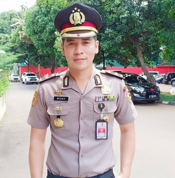 Screen Shot 2022 09 29 At 14 38 29 Artis Indonesia asal Palembang. (Foto: Instagram)