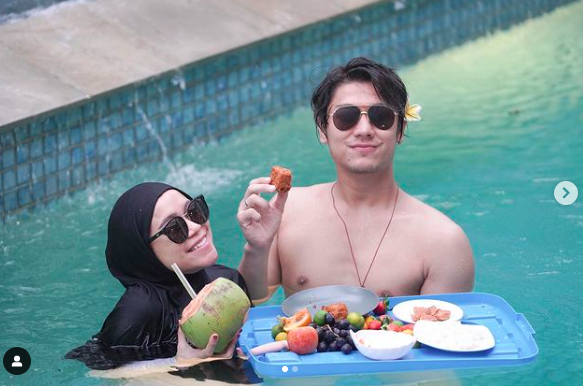 Screen Shot 2022 09 30 At 08 36 49 Momen kemesraan Lesti Kejora dan Rizky Billar. (Foto: Instagram)