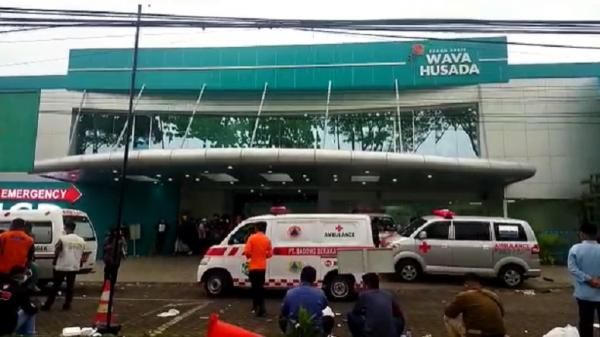 Suasana RS Rusuh Aremania Suasana di RS tempat para korban kerusuhan Aremania dirawat. (Avirista Midaada).