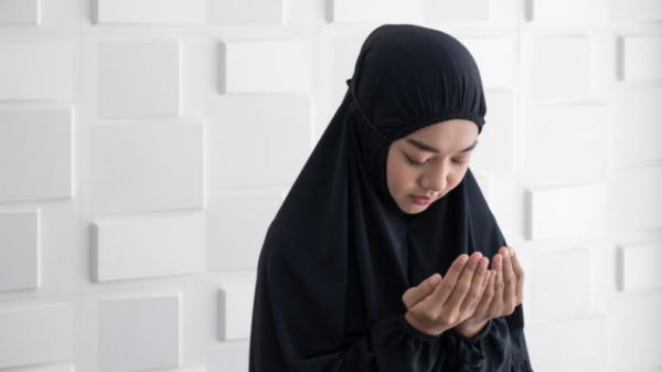 Doa Gerhana Bulan untuk Ibu Hamil, Lengkap Arab dan Artinya