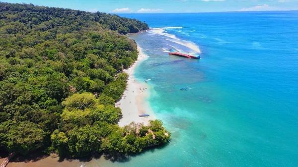 Pantai Barat Pangandaran. (FOTO: ISTIMEWA)