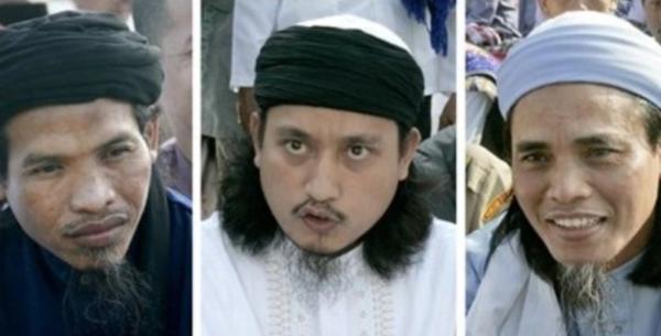 Pelaku Bom Bali Pelaku bom bali (dari kiri ke kanan): Ali Gufron, Imam Samudra, dan Amrozi.