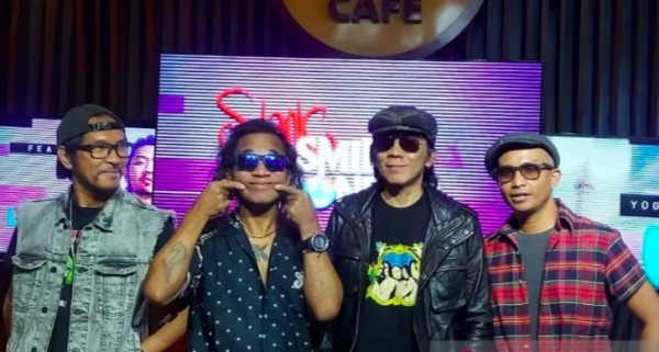 Screen Shot 2022 10 13 At 19 20 20 Slank rayakan ulang tahun ke-39 dengan menggelar konser. (Foto: Antara)