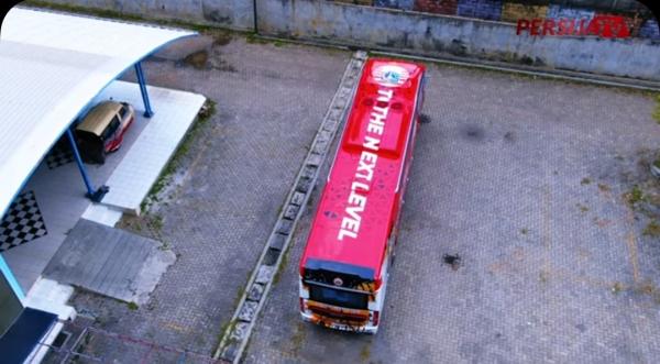 bus Pesija Jakarta
