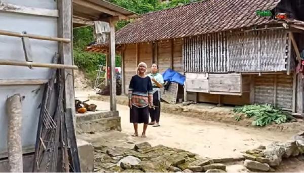 kehidupan pelosok Warga di pelosok desa pedalaman Trenggalek Jawa Timur (Foto: Youtube @tobilvlog).