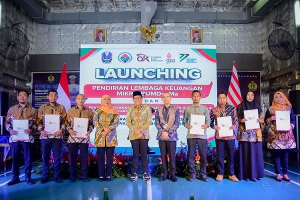 Gubernur Khofifah Raih Penghargaan 1 (Foto: dok Pemprov Jatim)