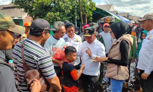 Gubernur Kalteng Banjir (Foto: dok Pemprov Kalteng)
