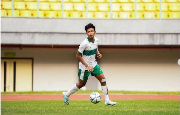 Kadek Arel Cerita karier Kadek Arel pesepak bola Bali United yang berhasil menembus Timnas U-19. (Foto: Ist)