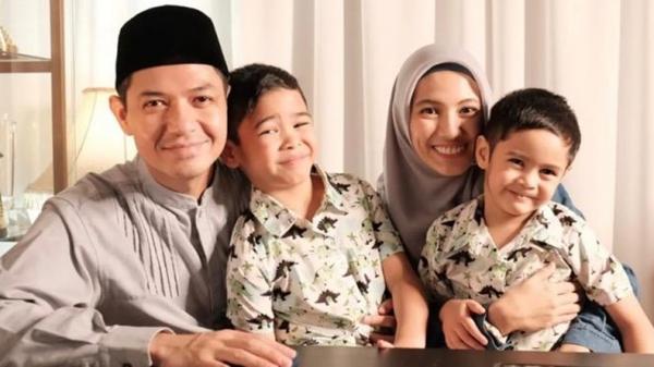 Artis dapat gelar Minang saat menikah, Dude Artis dapat gelar Minang saat menikah, Dude Harlino (Instagram)
