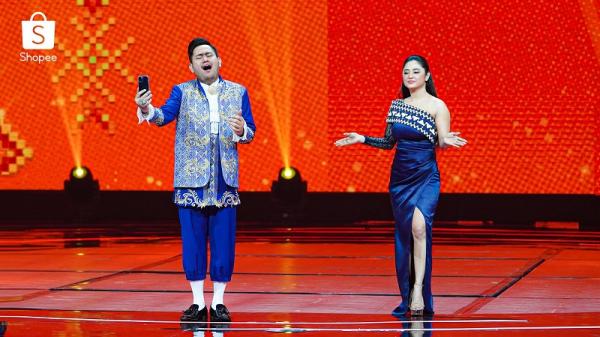 Kemeriahan Shopee 11.11 2 Keseruan #ShopeeKaraoke bersama Nassar dan Dewi Persik. (Foto: dok Shopee)