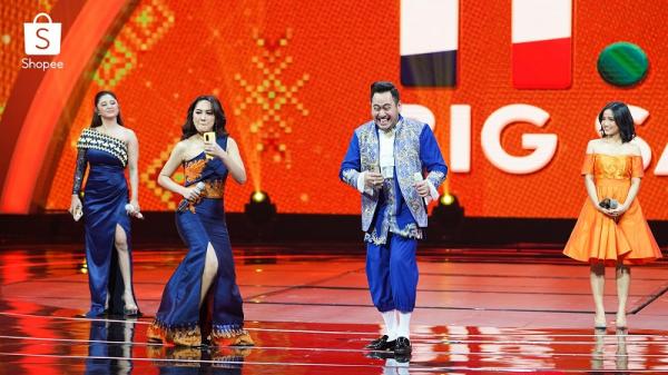 Keceriaan Sesi Goyang Shopee COD bersama Happy Asmara, Nassar, dan Dewi Persik. (Foto: dok Shopee)