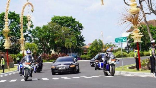 Satgas Vvip G20 Bali Simulasi pengamanan kepala negara peserta KTT G20 di Bali. (Foto: Chusna Mohammad)