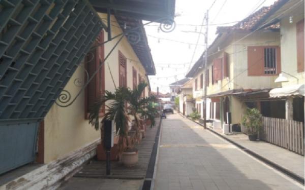 Kampung Al-Munawar Kampung Al-Munawar yang sudah berusia ratusan tahun, tempat tinggal keturunan etnis Yaman. (Foto: berli)