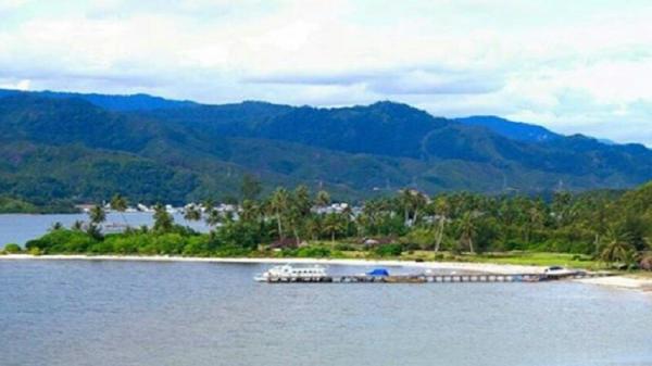 Profil Kota Sibolga, Kota Terkecil di Indonesia, Pulau Poncan (Foto: Instagram/Ameyliasahnaz) Profil Kota Sibolga, Kota Terkecil di Indonesia, Pulau Poncan (Foto: Instagram/Ameyliasahnaz)