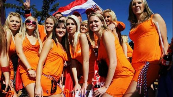 belanda Daftar negara dengan manusia berbadan tinggi di dunia salah satunya Belanda. (Foto: dailypakistan.com.pk)