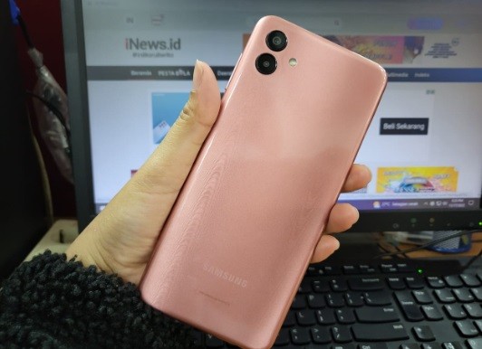 Review Galaxy A04 1