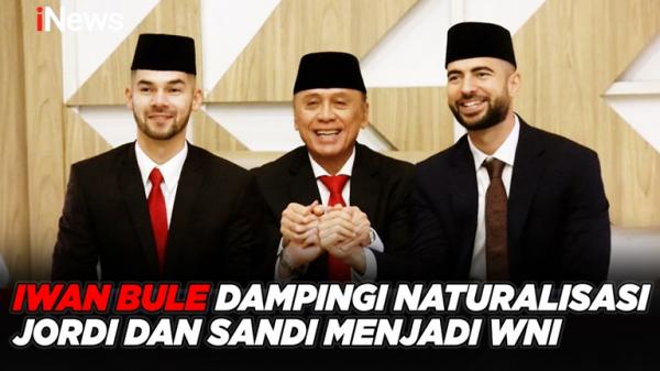 Jordi Amat dan Sandy Walsh