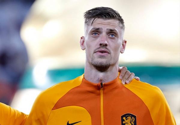 Andries Noppert Timnas Belanda Piala Dunia 2022 Andries Noppert mencacatkan debut dengan Timnas Belanda di Piala Dunia 2022. Kiper Heerenven itu sukses membawa timnya menang 2-0 atas Senegal di Stadion Al Thumama, Doha, Qatar pada Senin (21/11/2022). (Foto: REUTERS)