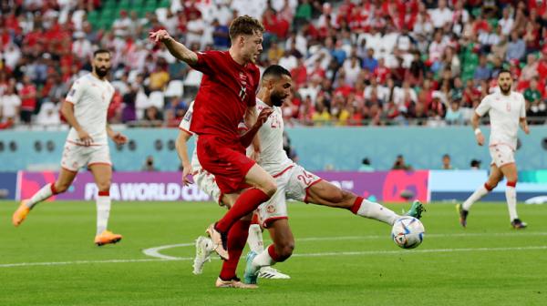 Denmark Vs Tunisia Denmark masih bermain imbang 0-0 melawan Tunisia di babak pertama matchday perdana Grup D Piala Dunia 2022. (Foto: REUTERS)