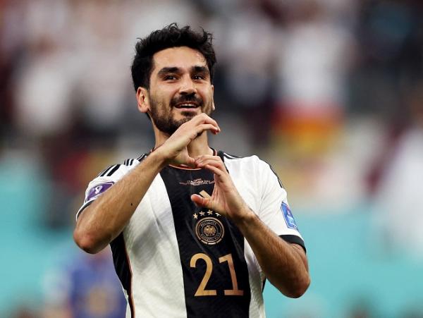 Ilkay Gundogan Timnas Jerman Piala Dunia 2022 Gelandang Jerman, Ilkay Gundogan merayakan gol ke gawang Jepang pada laga perdana Grup E Piala Dunia 2022 di Stadion International Khalifa, Rabu (23/11/2022). (Foto: REUTERS)