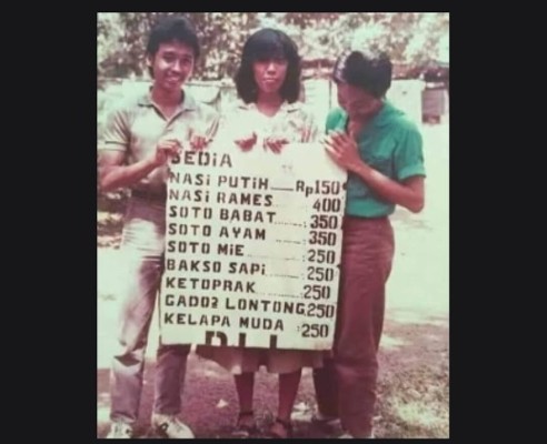 makanan zaman dulu Harga makanan zaman dulu. Foto: IG Teman Nostalgia