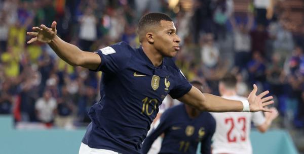 Kylian Mbappe Timnas Prancis menang 2-1 atas Denmark pada matchday kedua Grup D di Stadium 974, Sabtu (26/11/2022) malam WIB. (Foto: REUTERS/Carl Recine)