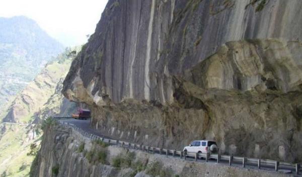 Himalayan Road India Dan Tibet 1