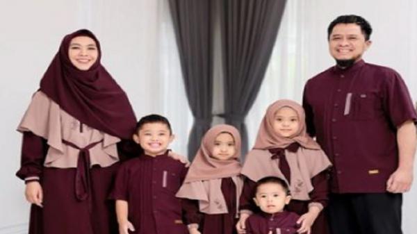 Artis yang Pernah Jalani Taaruf, Oki Setiana Dewi dan Ory Vitrio Artis yang Pernah Jalani Taaruf, Oki Setiana Dewi dan Ory Vitrio