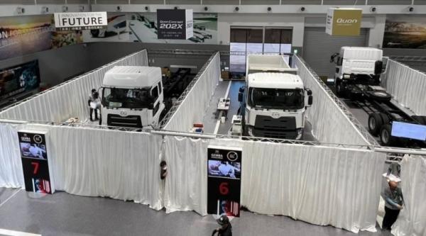 Tim Mekanik UD Trucks 1