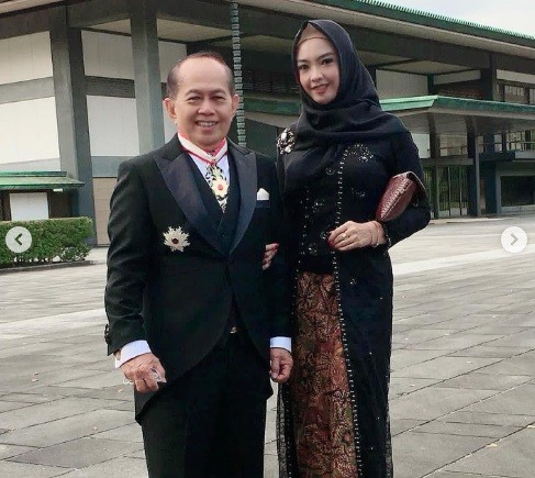 Inggrid Kansil Artis punya pasangan seusia anaknya. (foto: instagram)