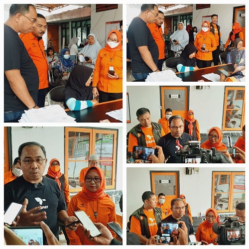 Pos Indonesia salurkan blt Kunjungan Bapak DirBisJaskug untuk Pemantauan Penyaluran BLT di KC Cianjur 43200. (Foto: dok Pos Indonesia)